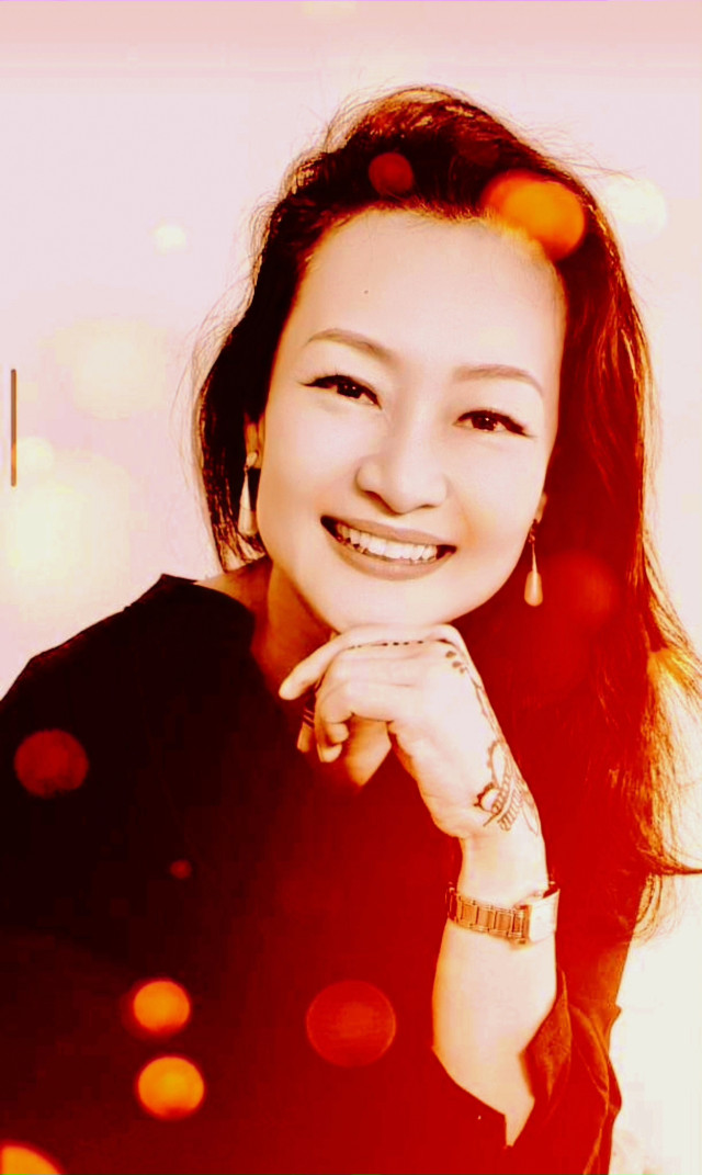 @LoveLeeLily's Avatar Photo